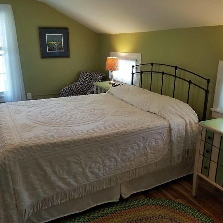 The Blackberry Inn Bed & Breakfast Watkins Glen Εξωτερικό φωτογραφία